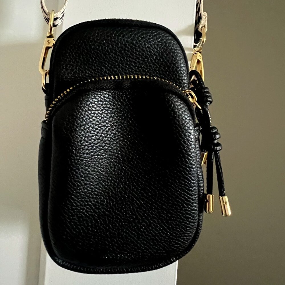 Small Black IPhone / Cell Phone Bag